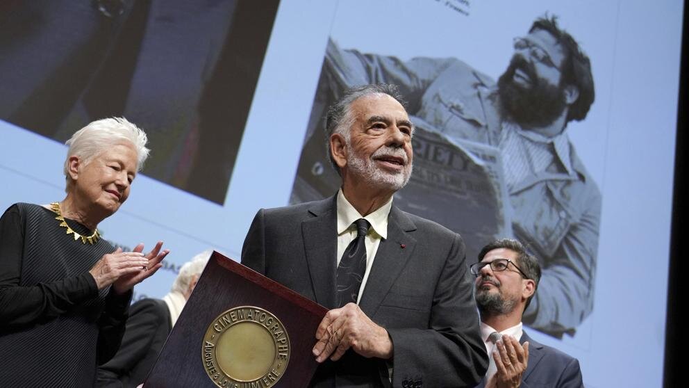 Francis Ford Coppola recibió el premio en el mítico lugar donde empezó la historia del séptimo arte (Laurent Cipriani / AP)